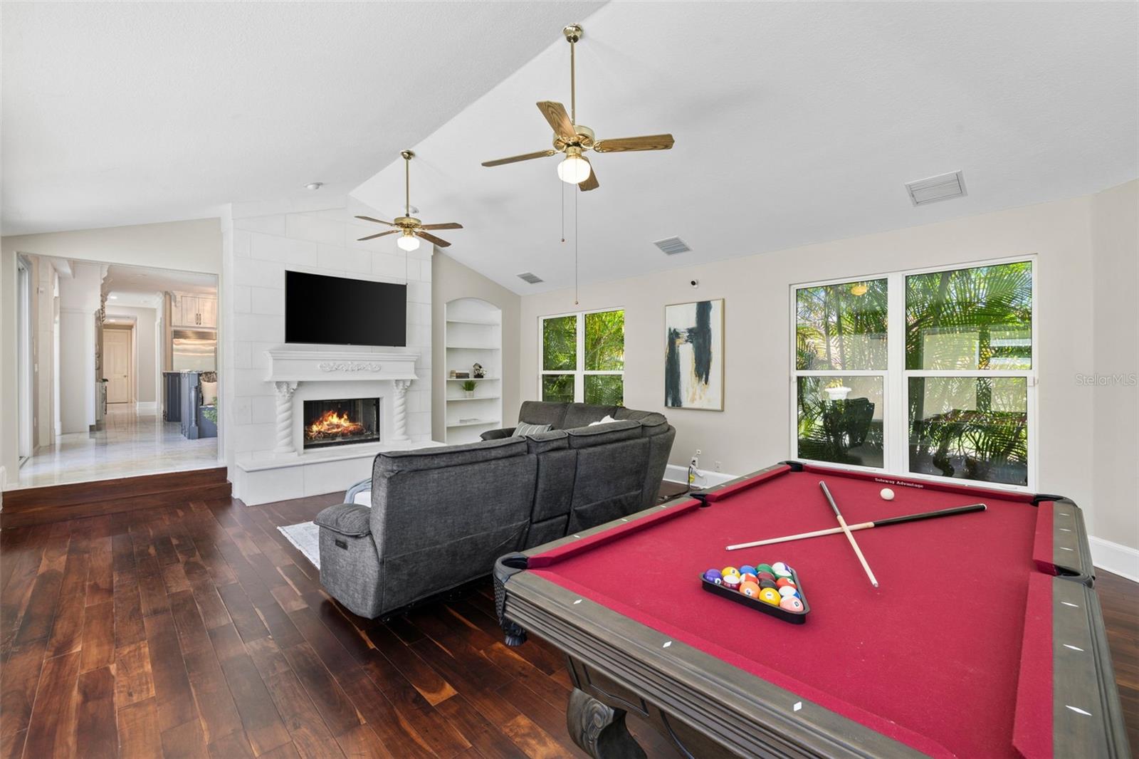 LANDMARK RESERVE - Residential