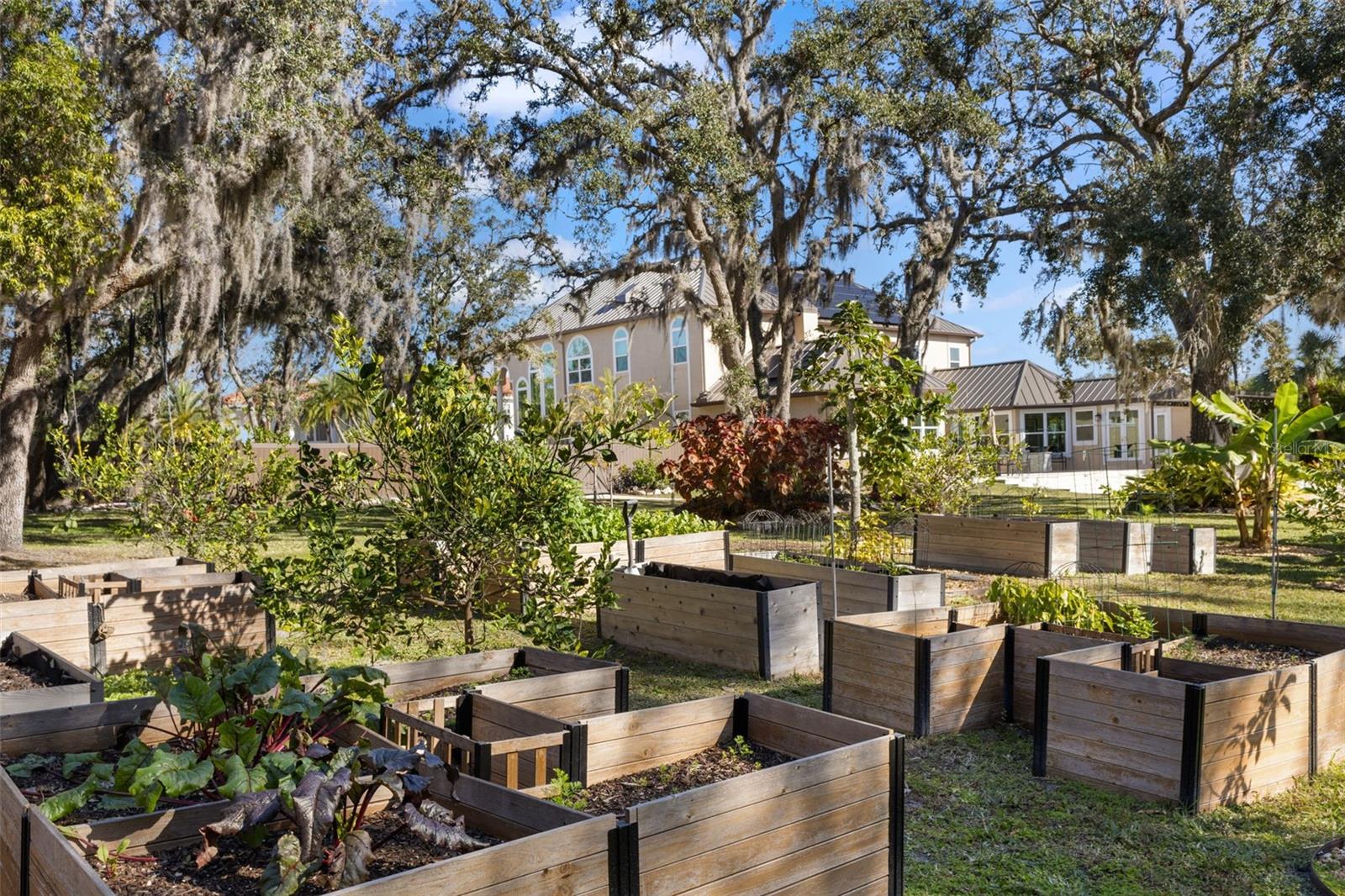 LANDMARK RESERVE - Residential