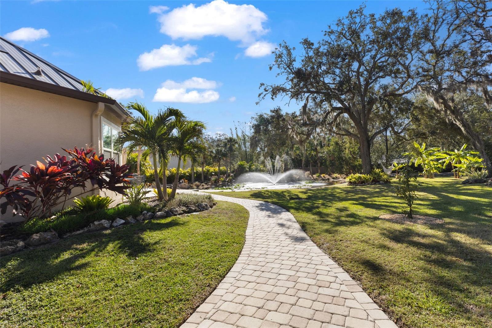 LANDMARK RESERVE - Residential