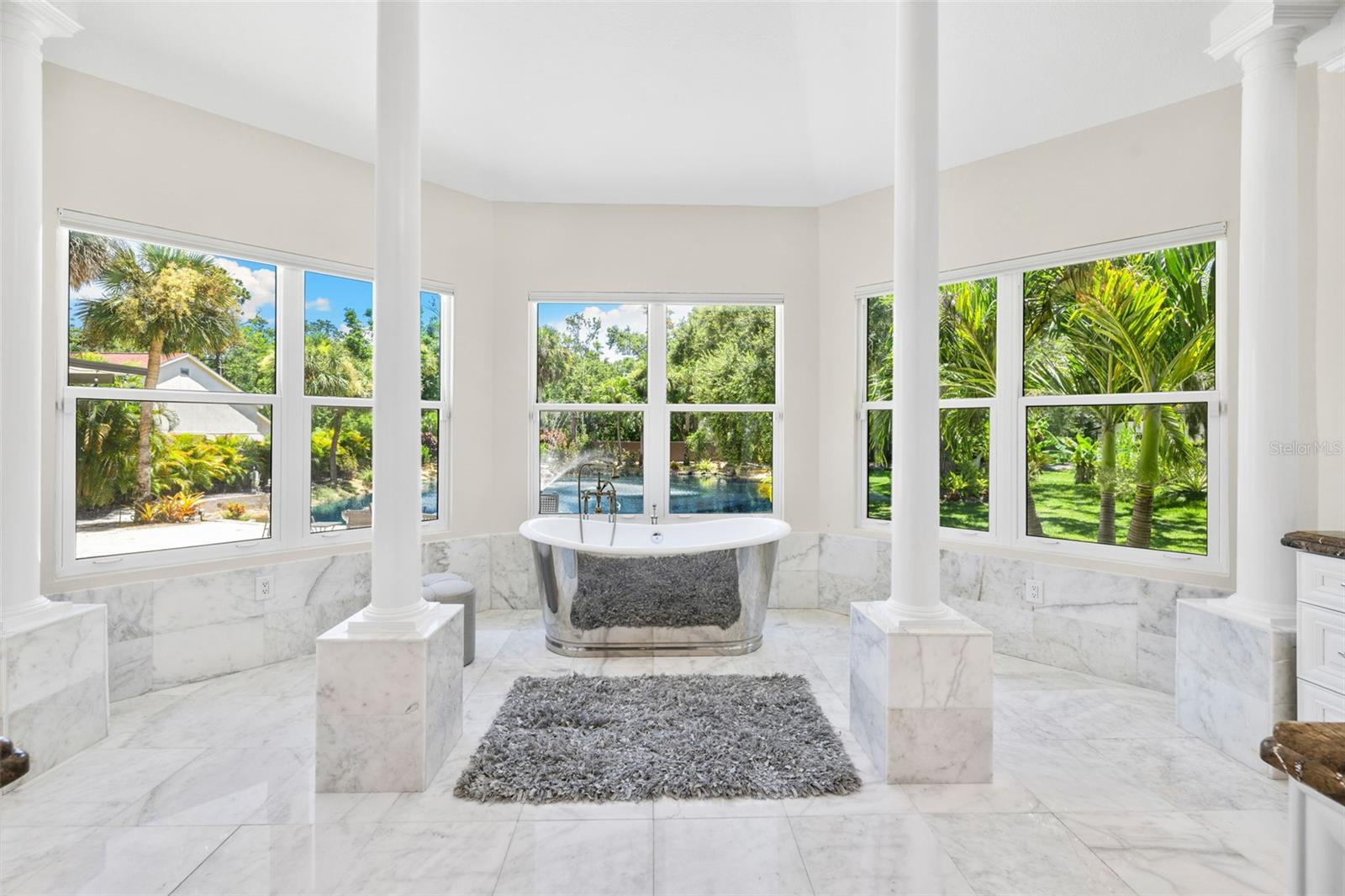 LANDMARK RESERVE - Residential