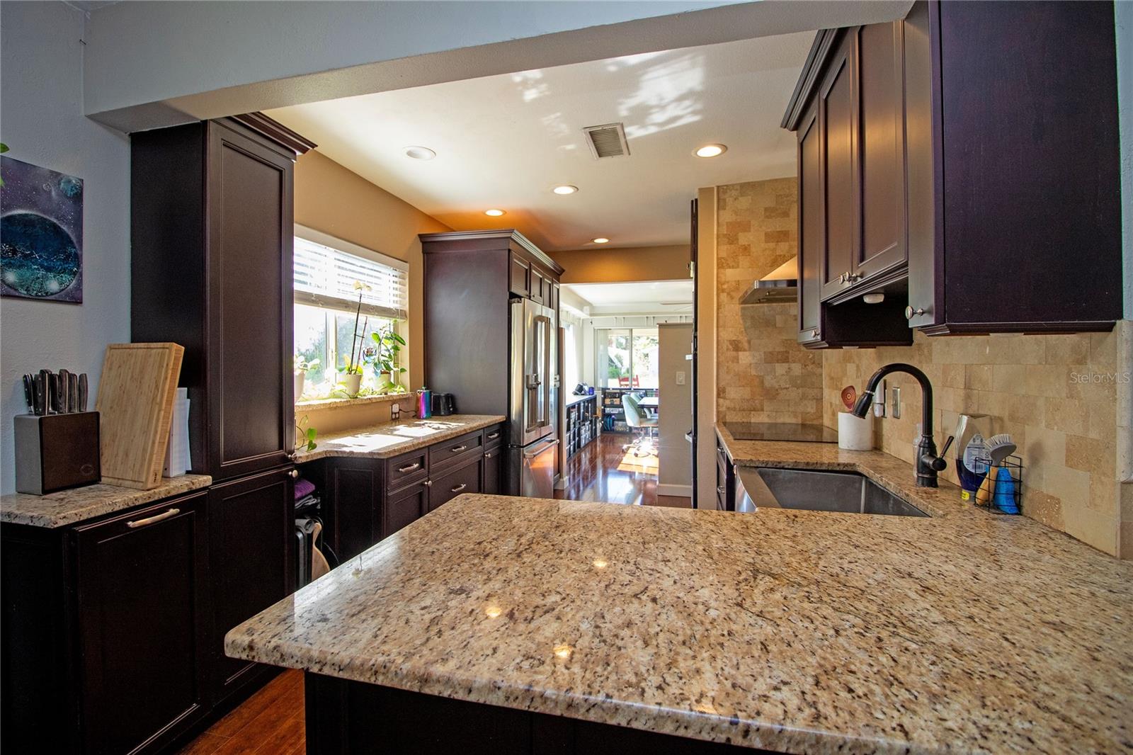 CRESTMONT - Residential