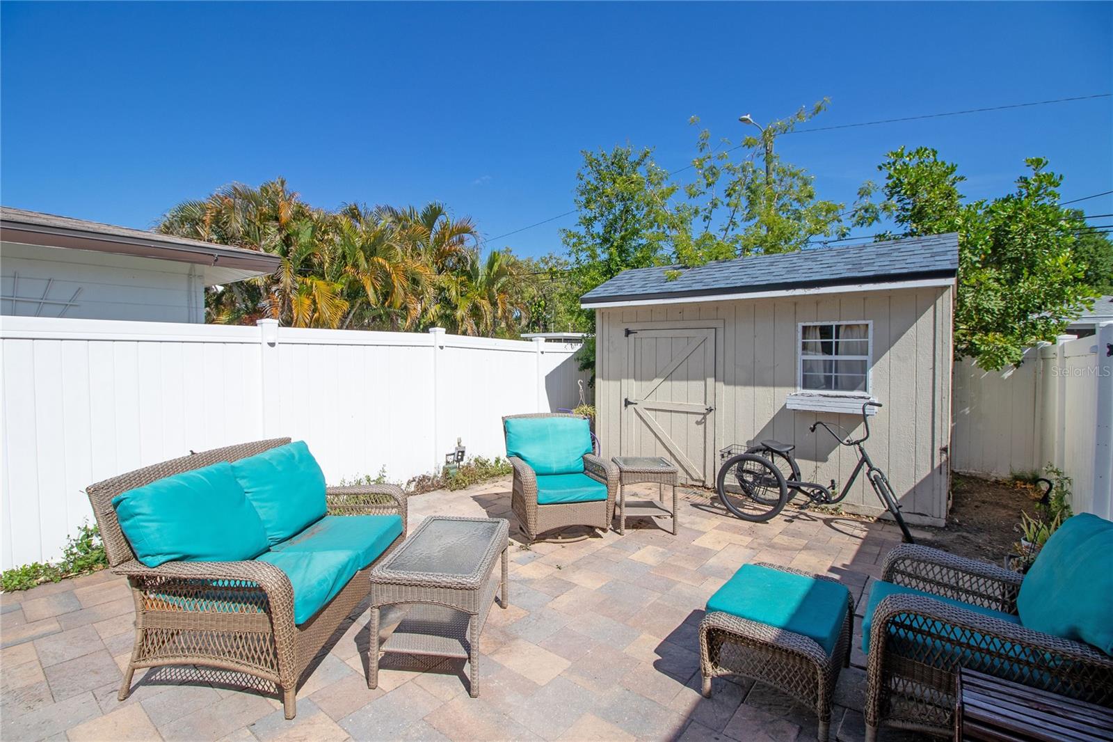 CRESTMONT - Residential