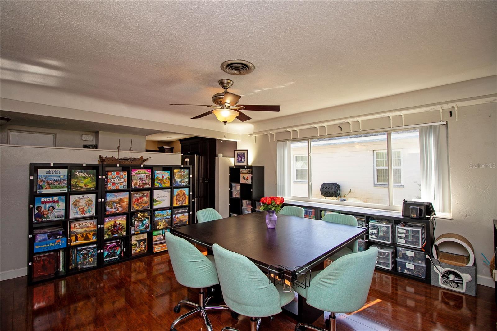 CRESTMONT - Residential