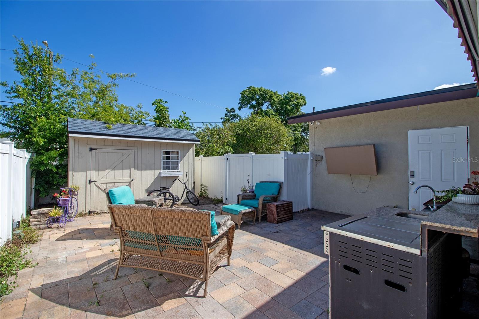 CRESTMONT - Residential