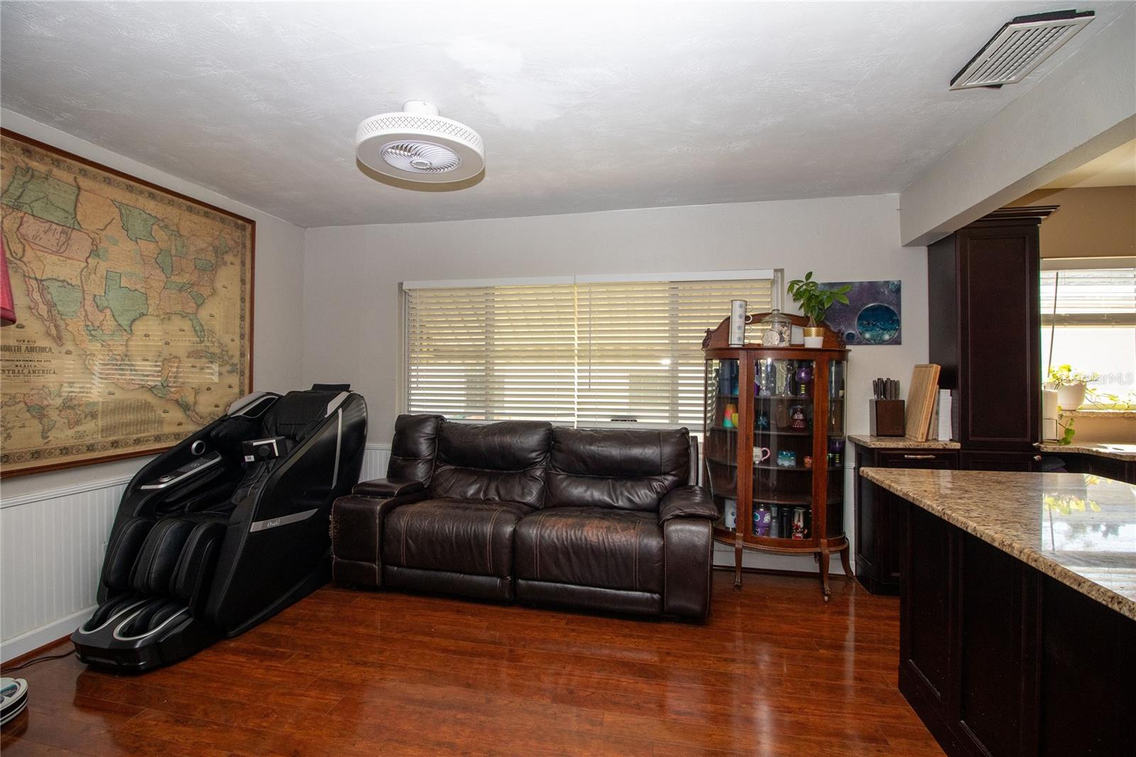 CRESTMONT - Residential