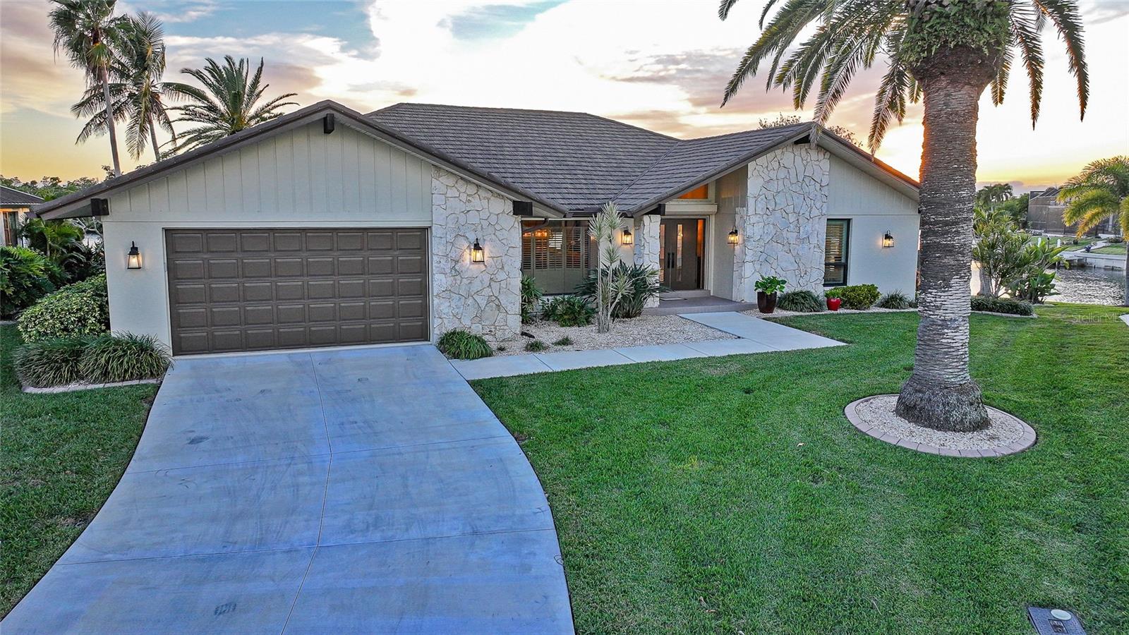 1339 CASEY KEY DRIVE