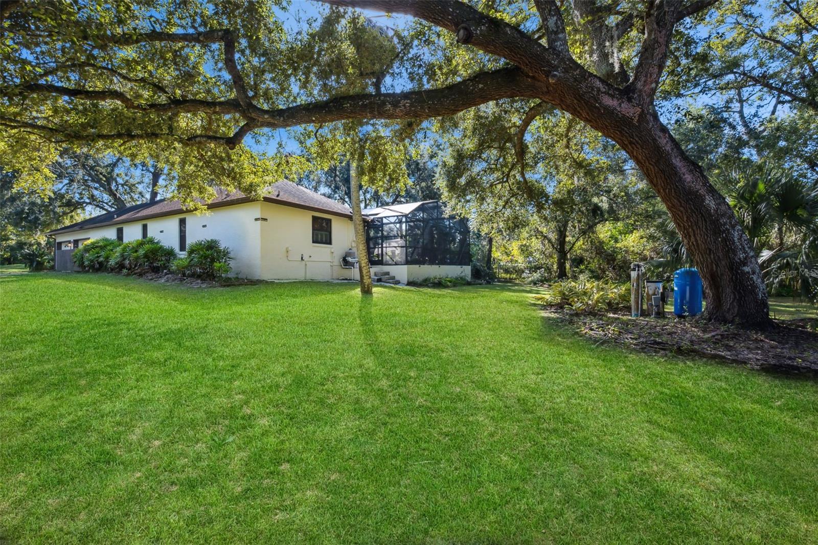 1260 LOG LANDING DRIVE