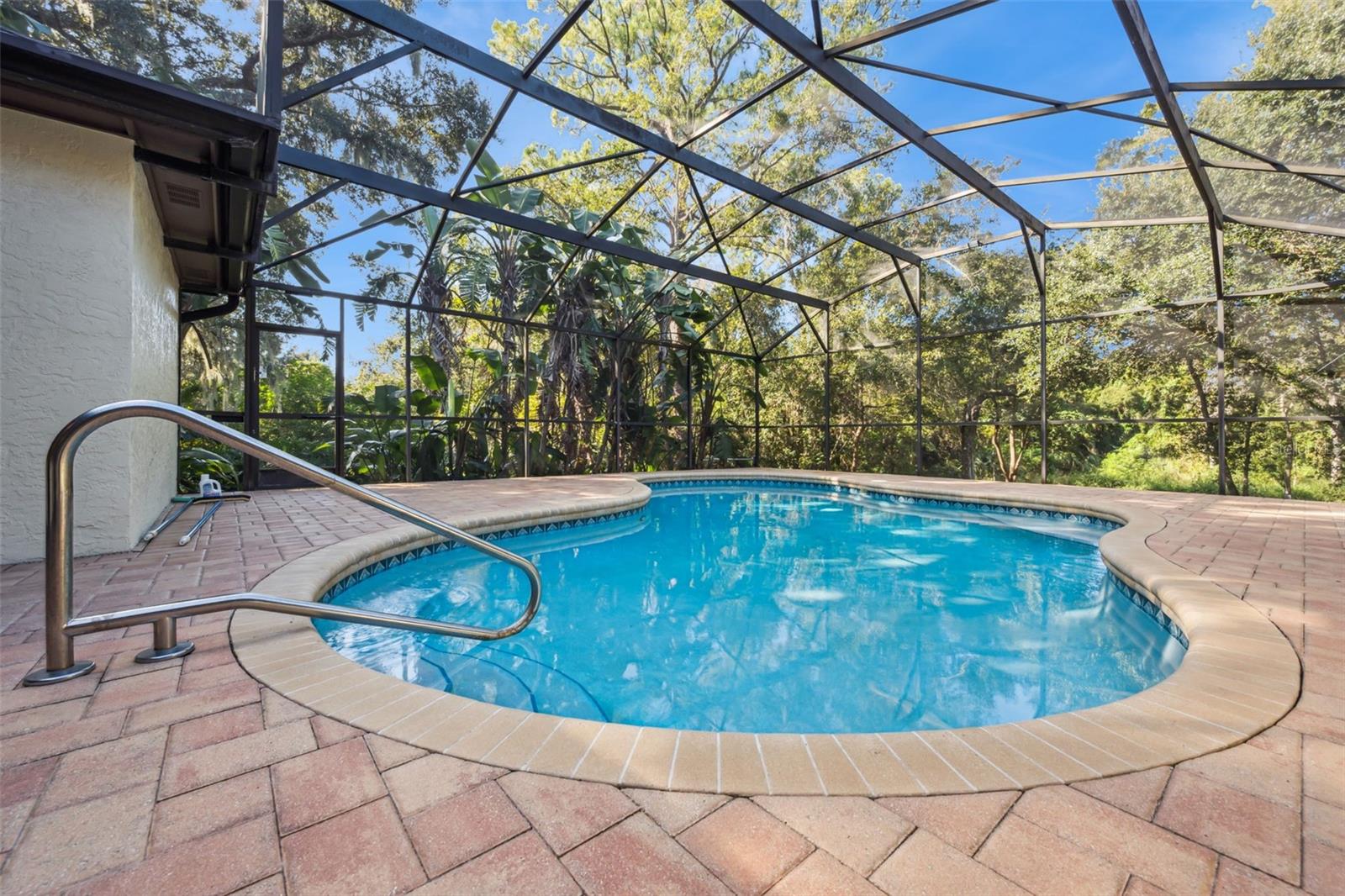 1260 LOG LANDING DRIVE