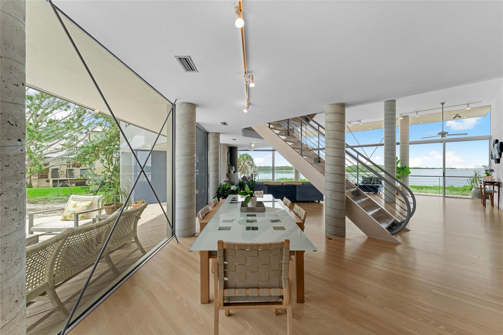 TIERRA VERDE - Residential