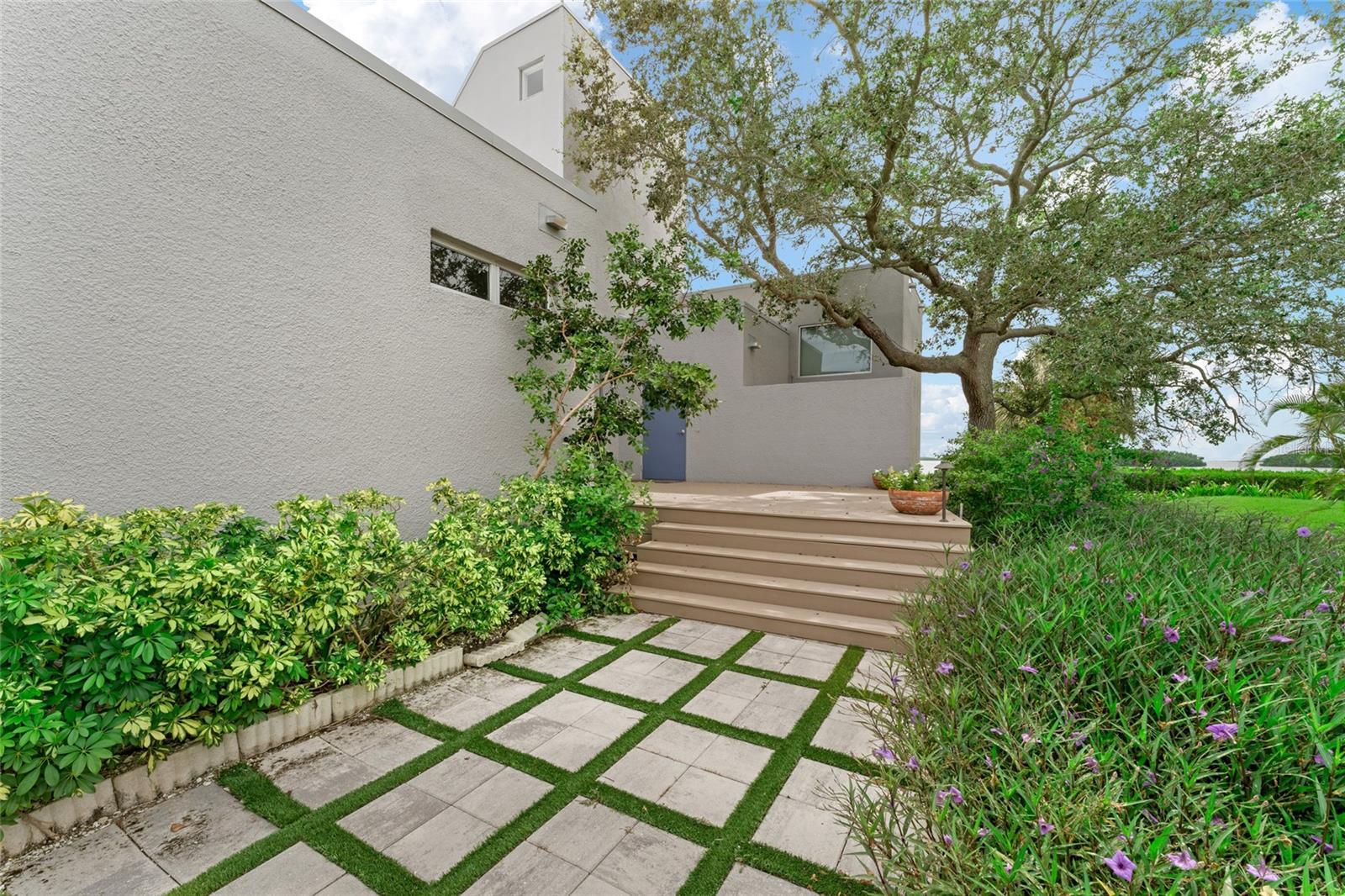 TIERRA VERDE - Residential
