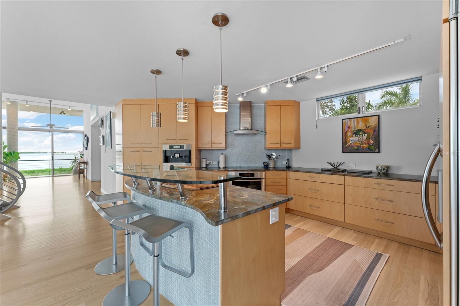TIERRA VERDE - Residential