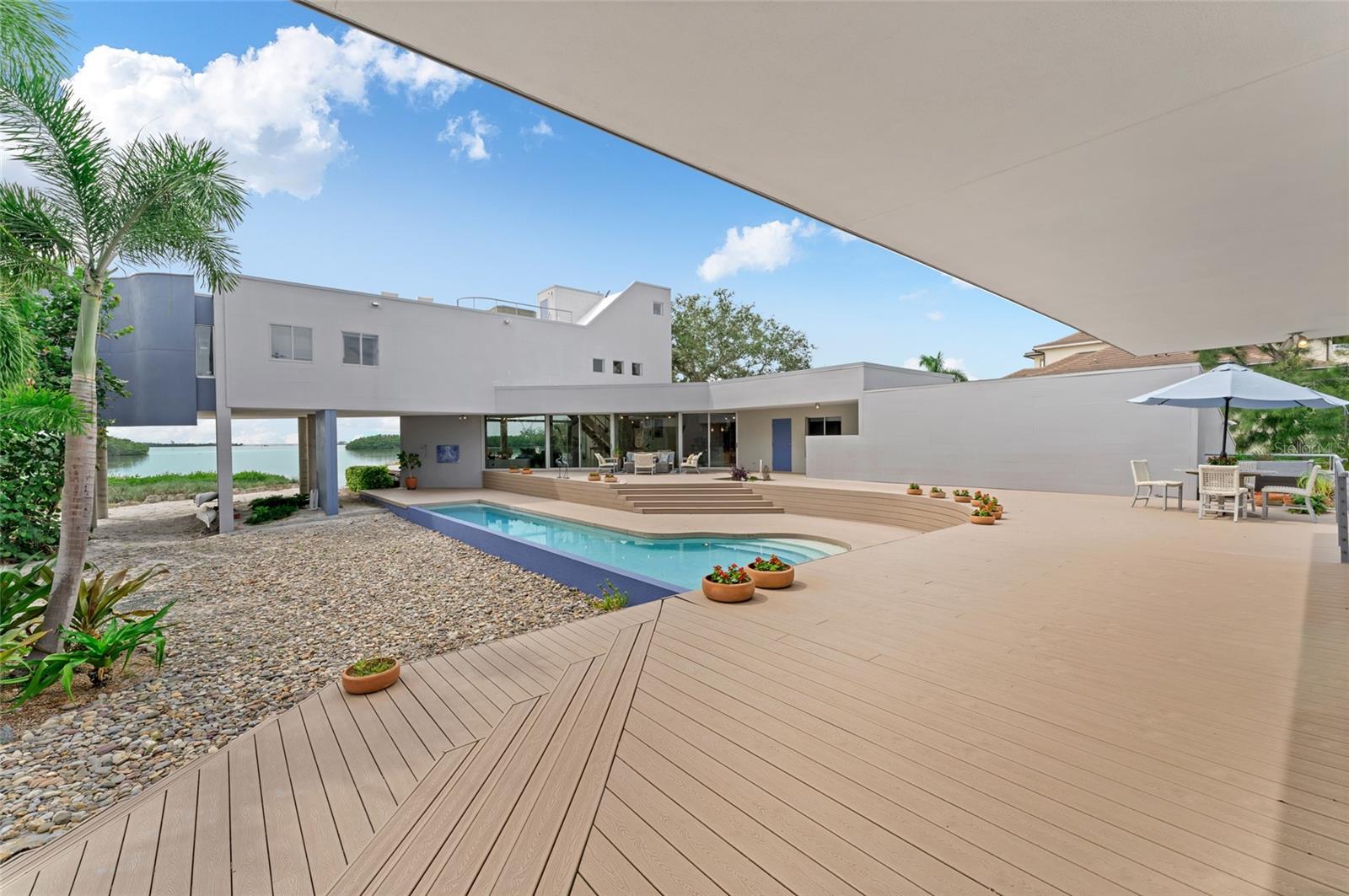 TIERRA VERDE - Residential