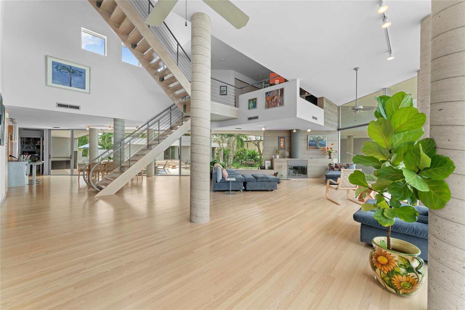 TIERRA VERDE - Residential