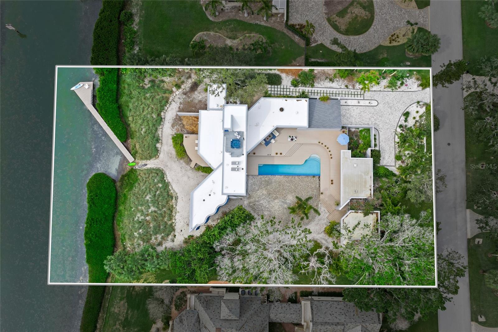 TIERRA VERDE - Residential