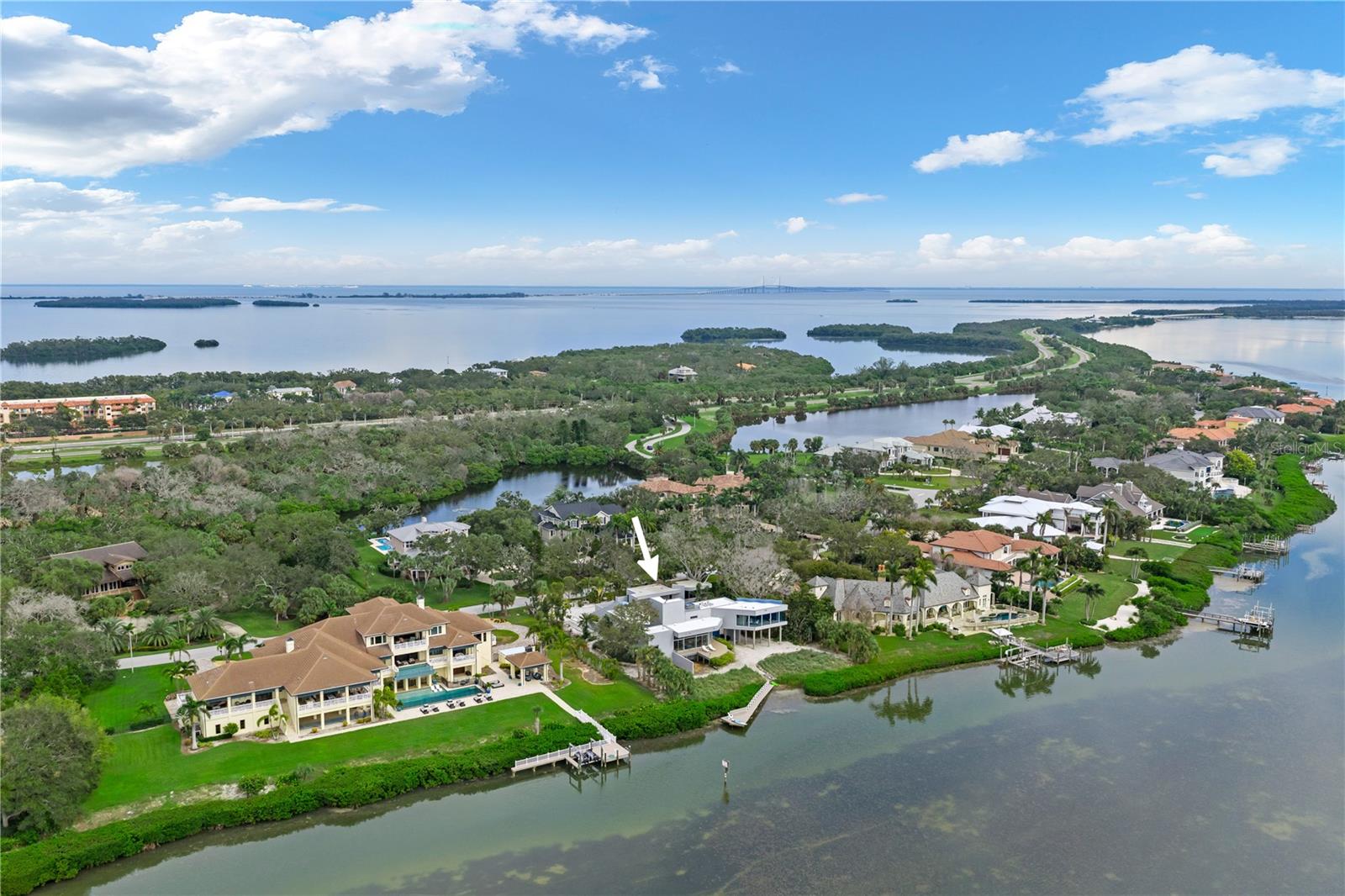 TIERRA VERDE - Residential