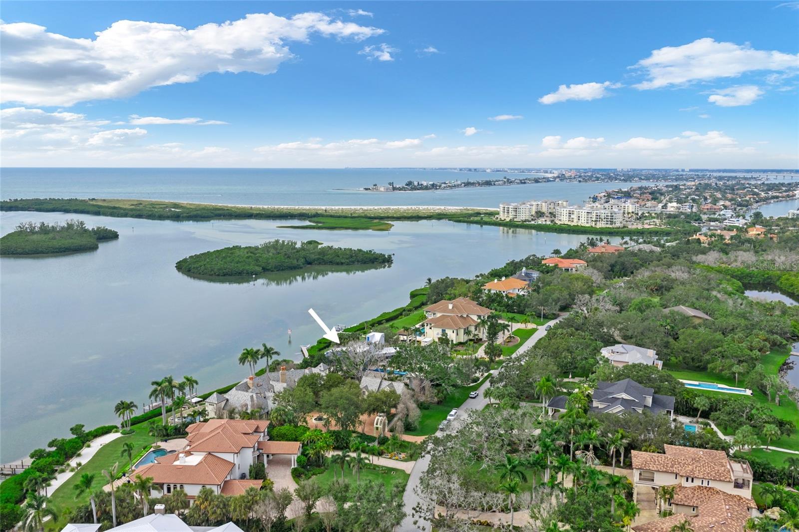 TIERRA VERDE - Residential