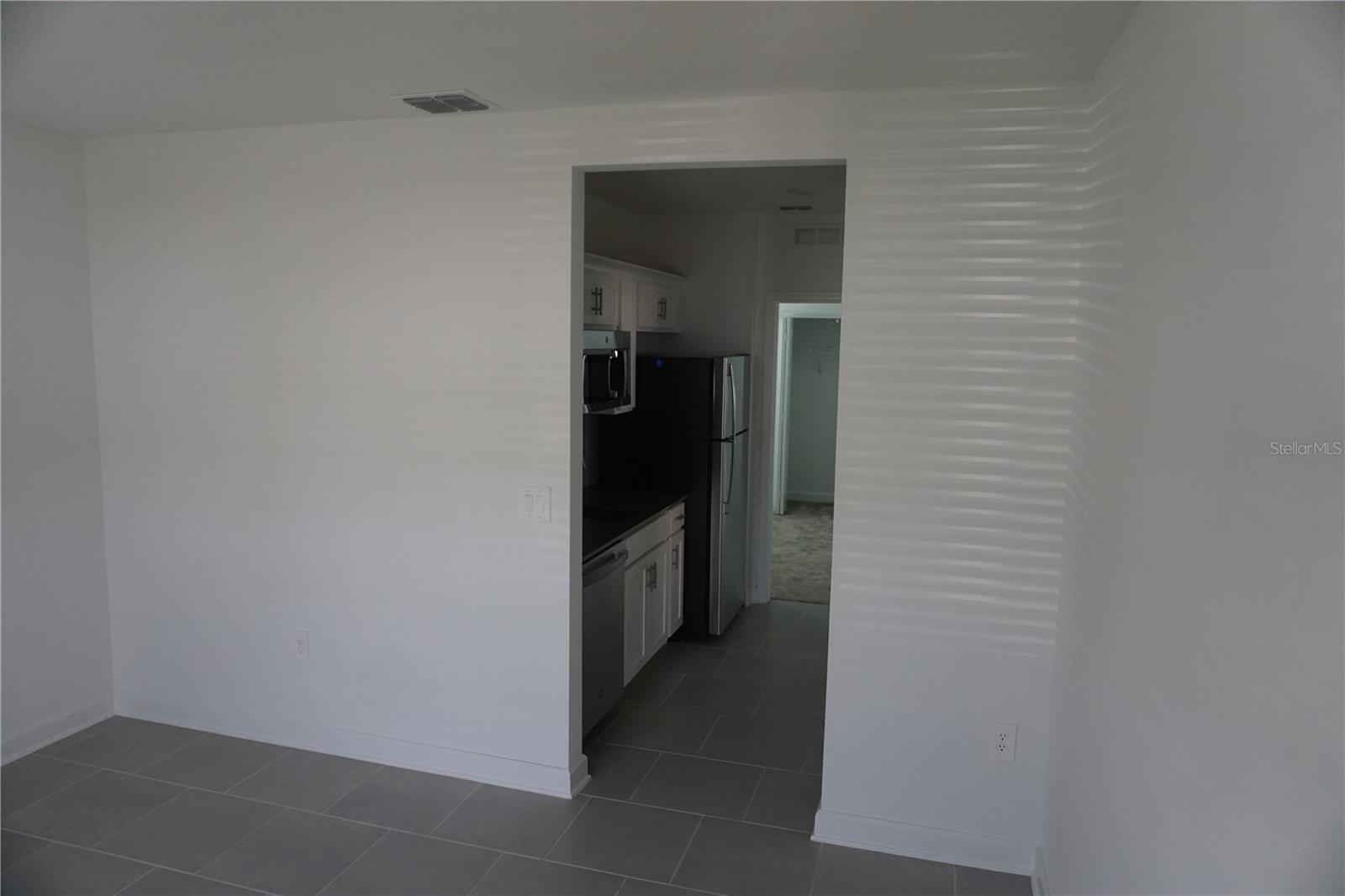 BRIDGEWALK 50S - Residential Lease