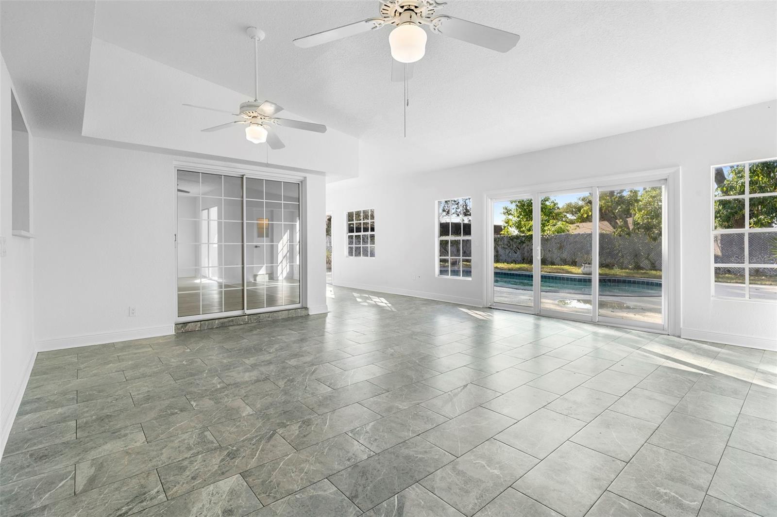 BEL AIRE WOODS FIFTH ADD - Residential