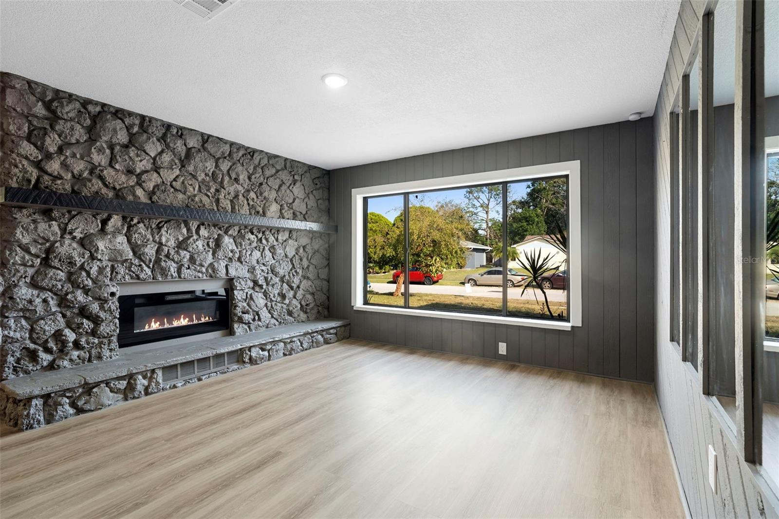 BEL AIRE WOODS FIFTH ADD - Residential