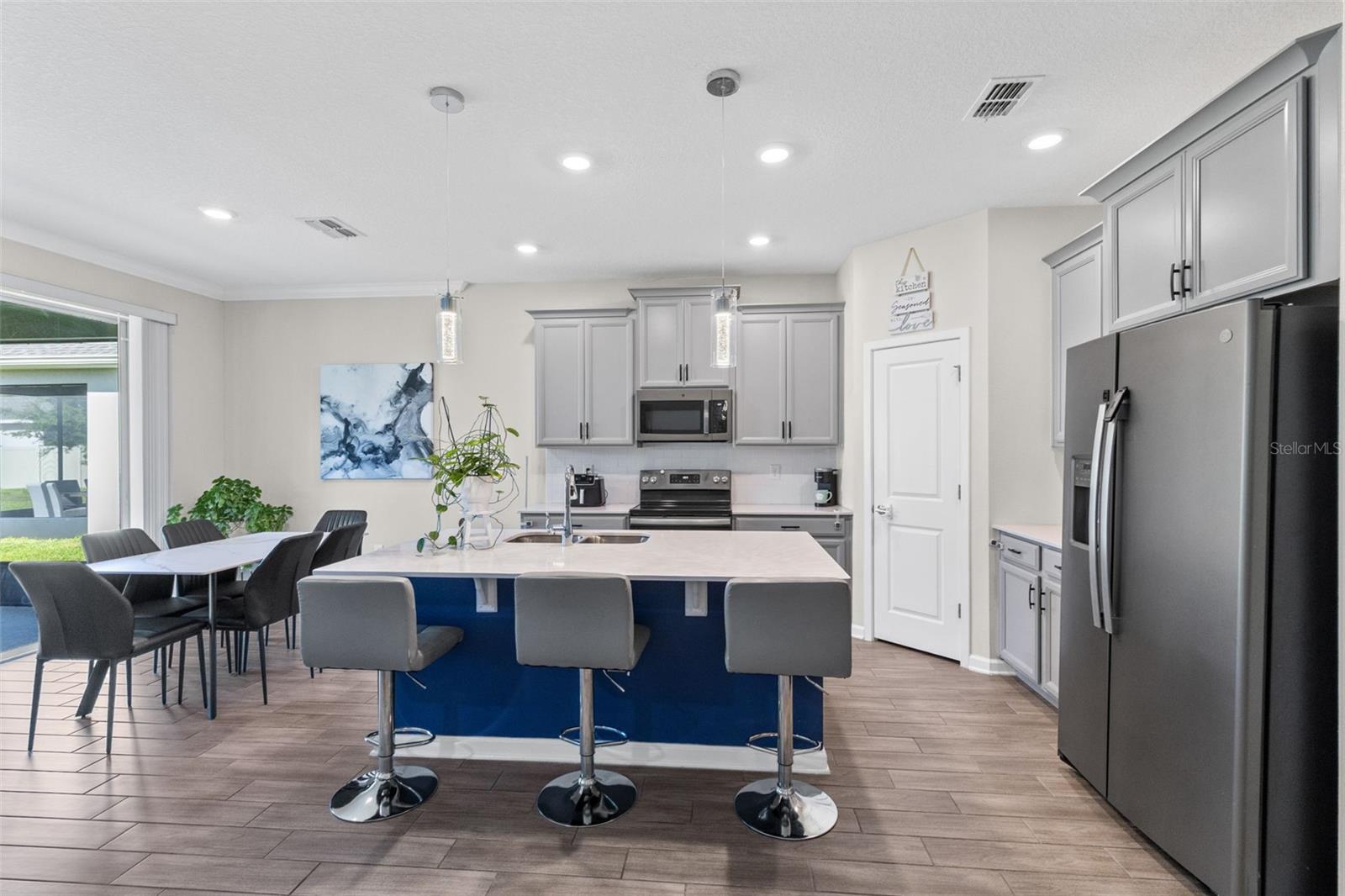 5311 AMERSHAM LANE