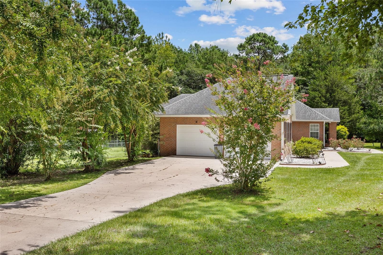 403 SW CHERRYWOOD WAY