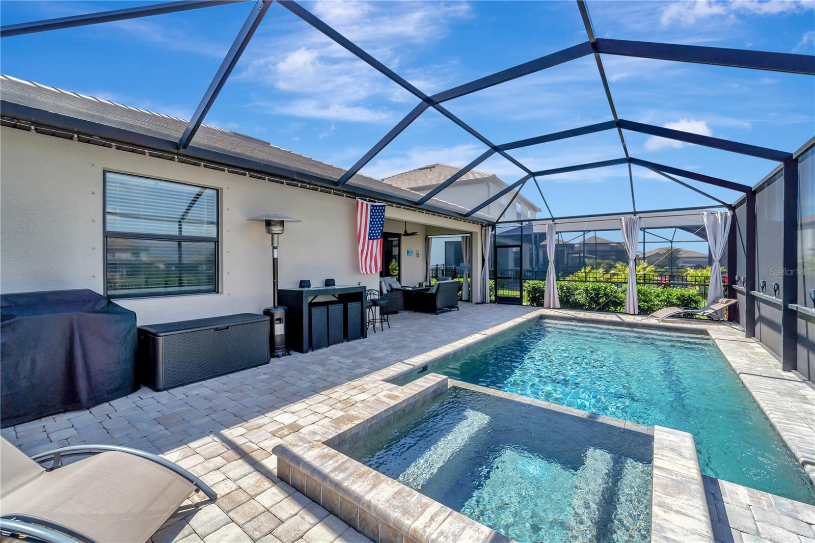 LORRAINE LAKES PH I - Residential