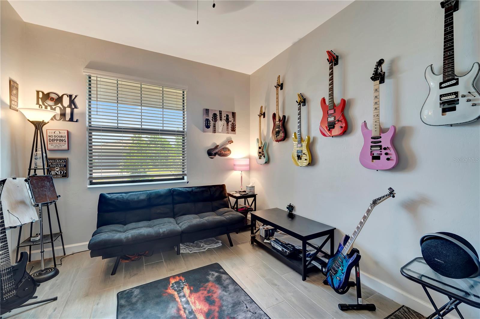 LORRAINE LAKES PH I - Residential