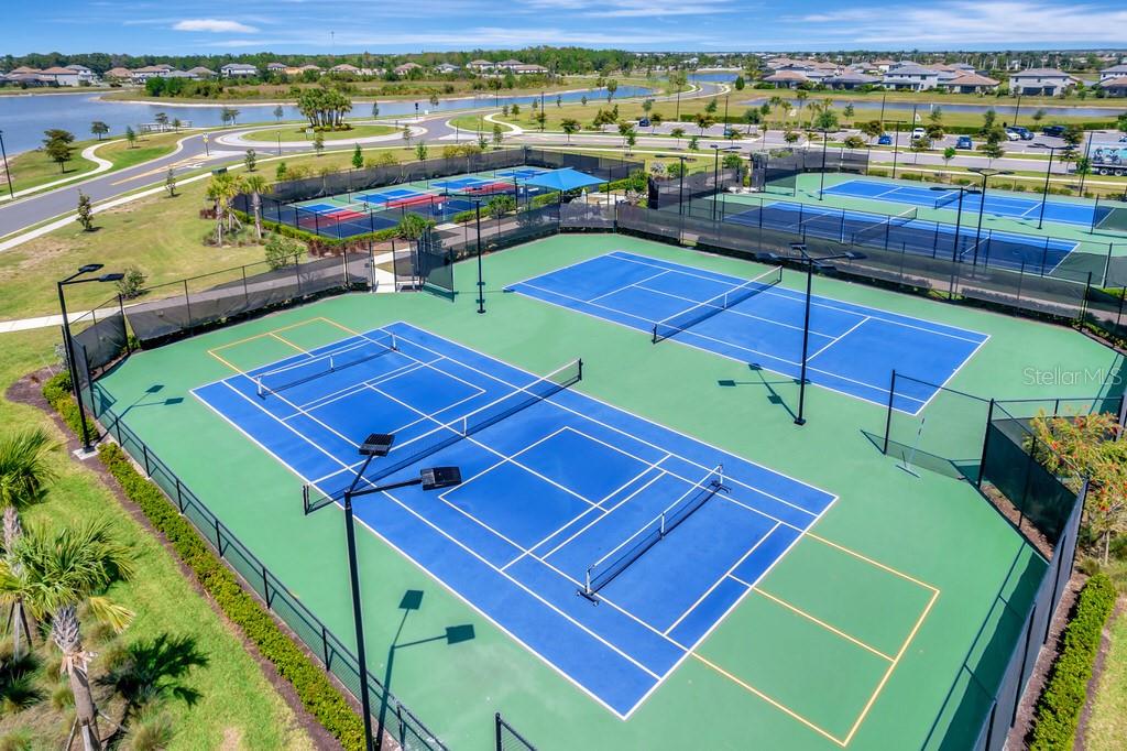 LORRAINE LAKES PH I - Residential