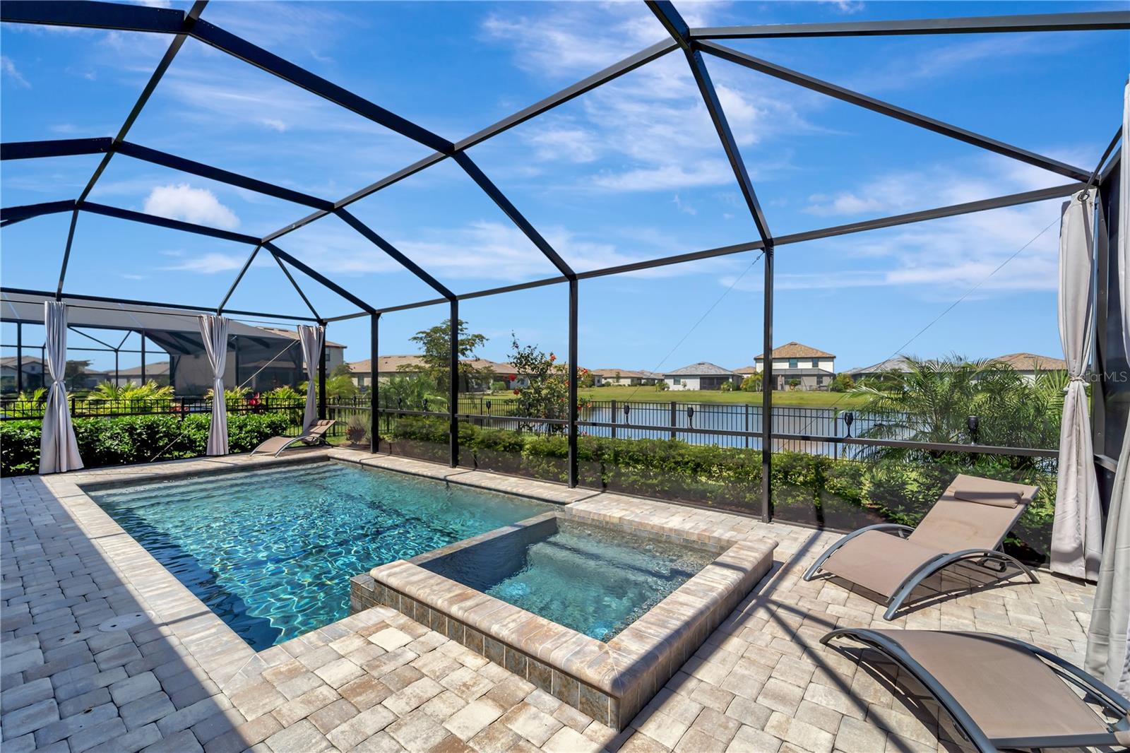 LORRAINE LAKES PH I - Residential