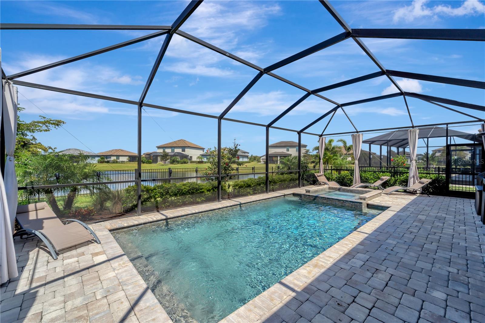 LORRAINE LAKES PH I - Residential