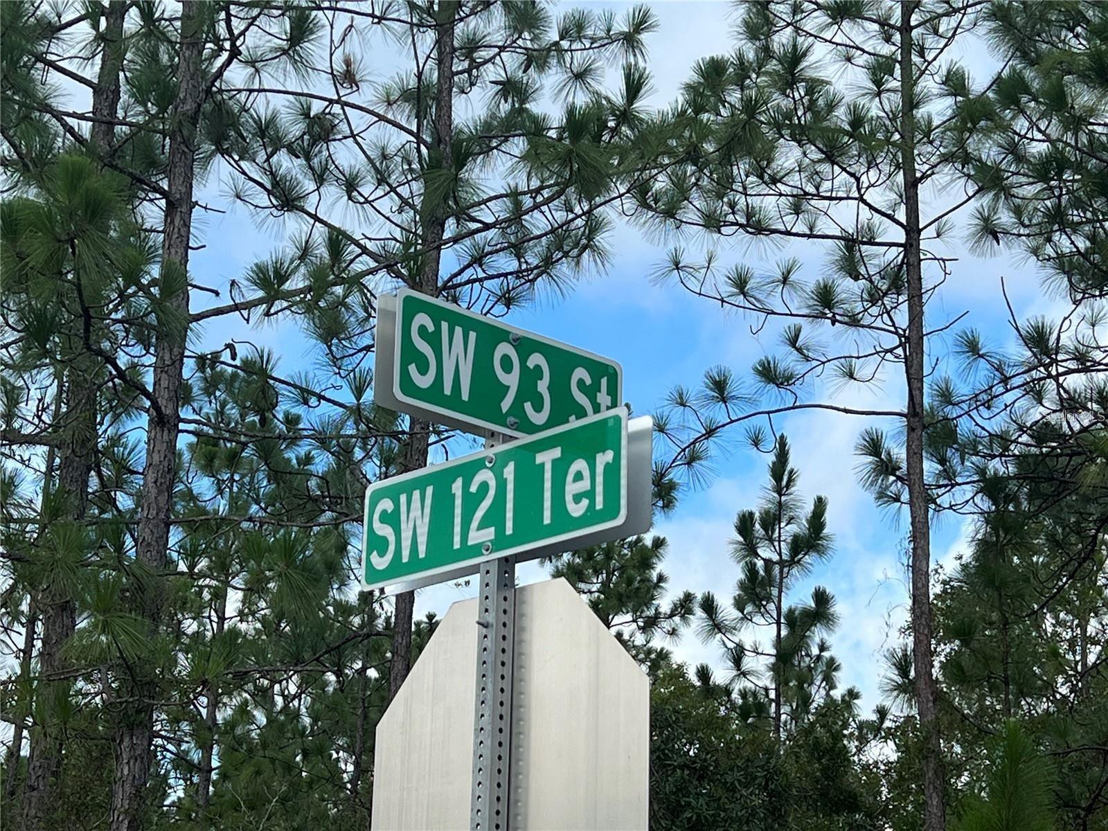 ROLLING HILLS UN 01 - Land