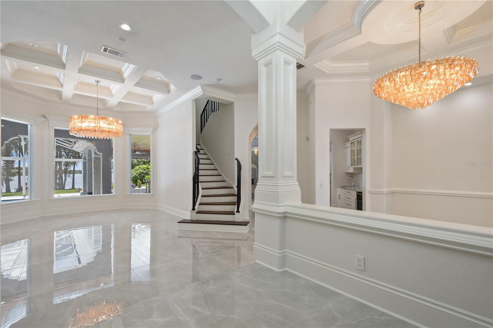 SUNSET BAY - Residential