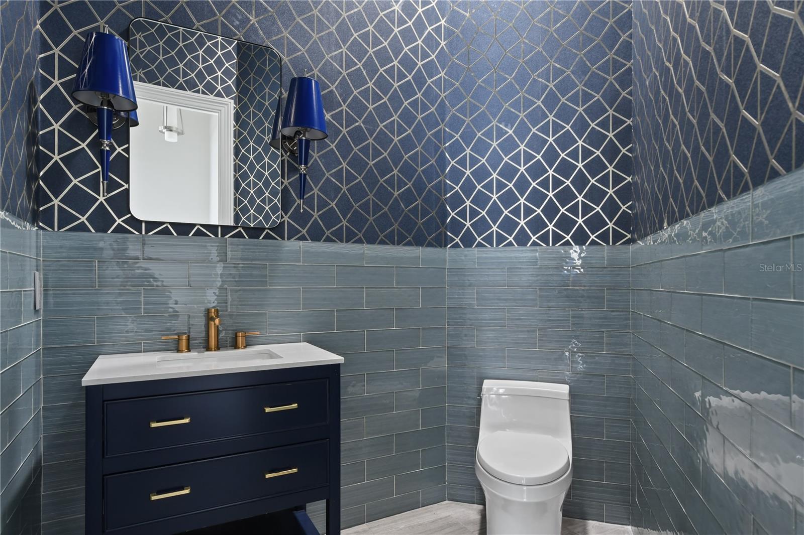 SUNSET BAY - Residential