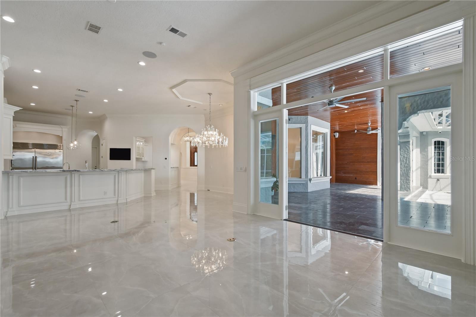 SUNSET BAY - Residential