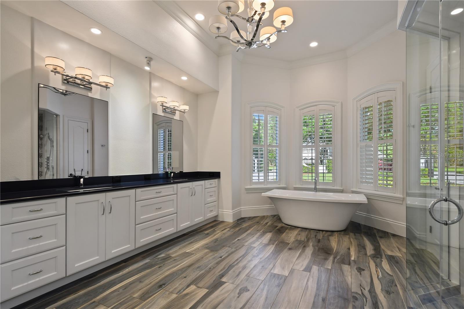 SUNSET BAY - Residential