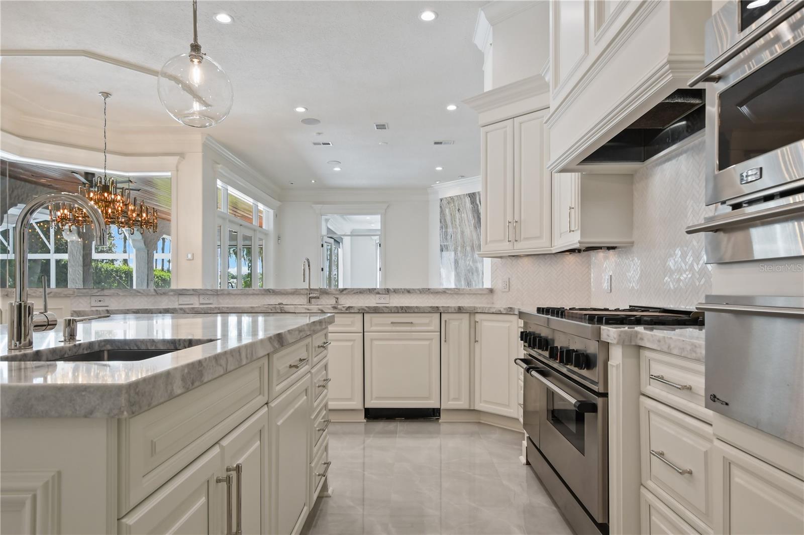 SUNSET BAY - Residential