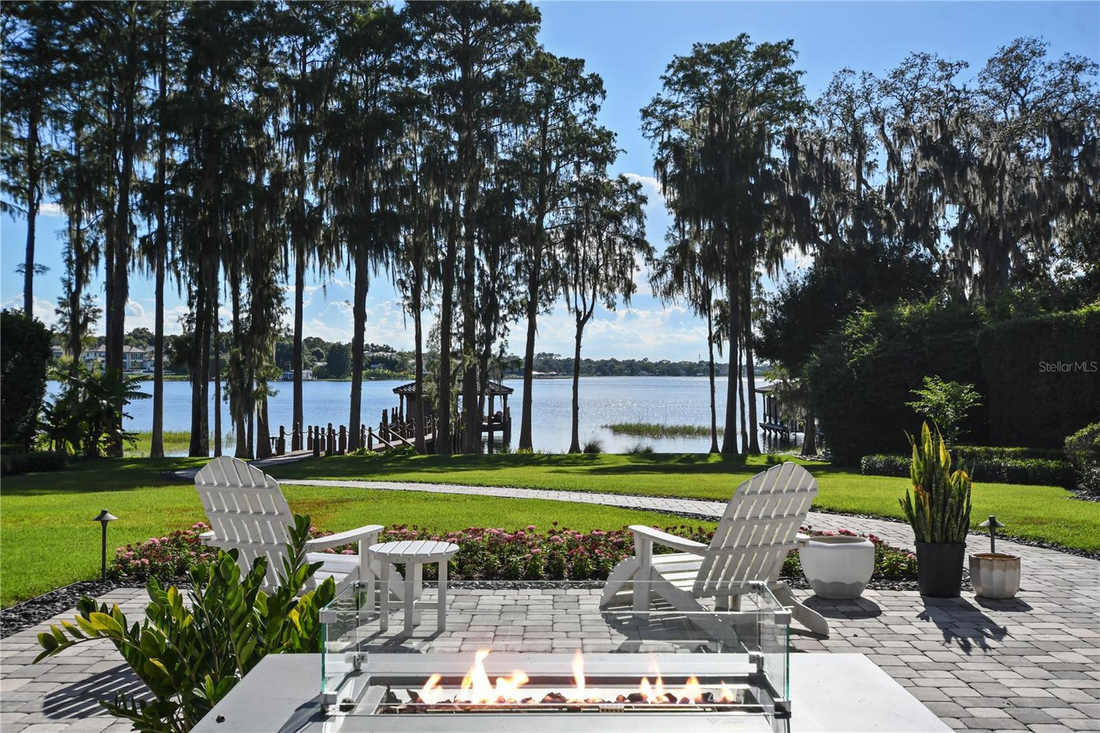 SUNSET BAY - Residential