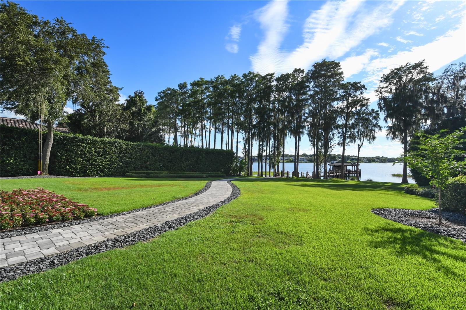 SUNSET BAY - Residential