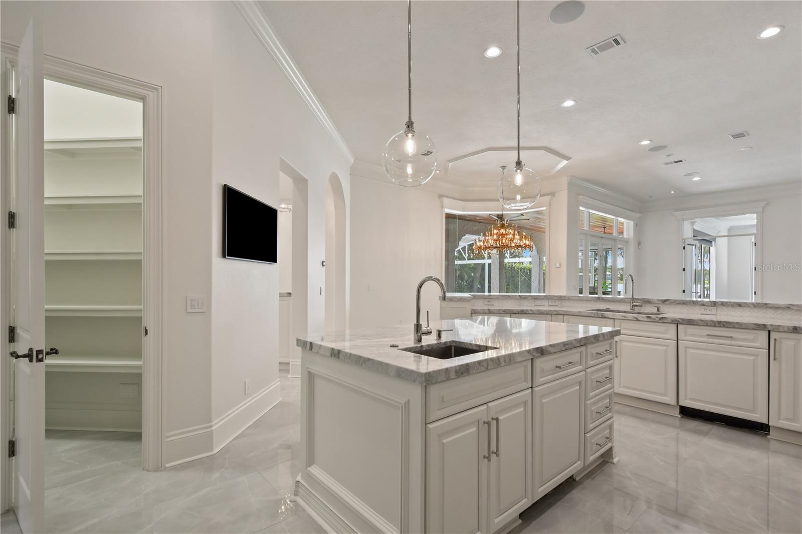 SUNSET BAY - Residential