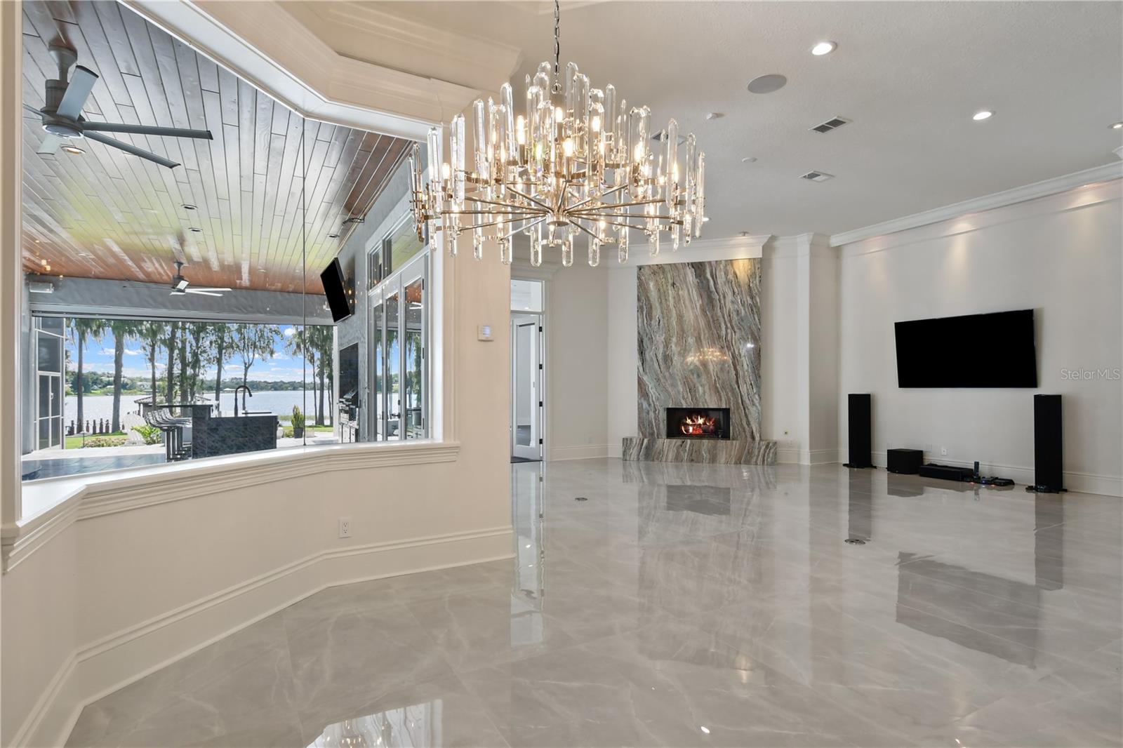 SUNSET BAY - Residential