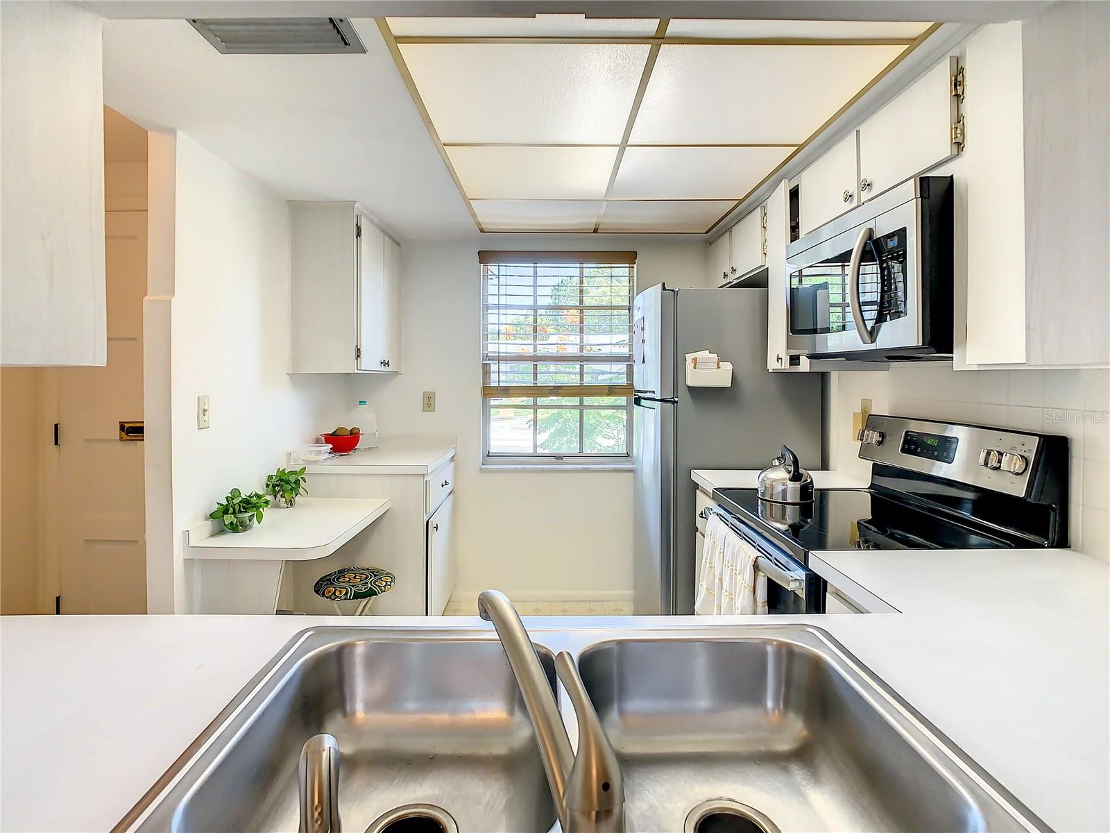 4230 REDCLIFF PLACE 4230