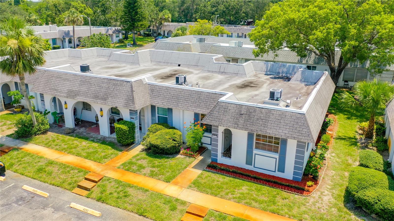 GARDENS BEACON SQUARE - Residential