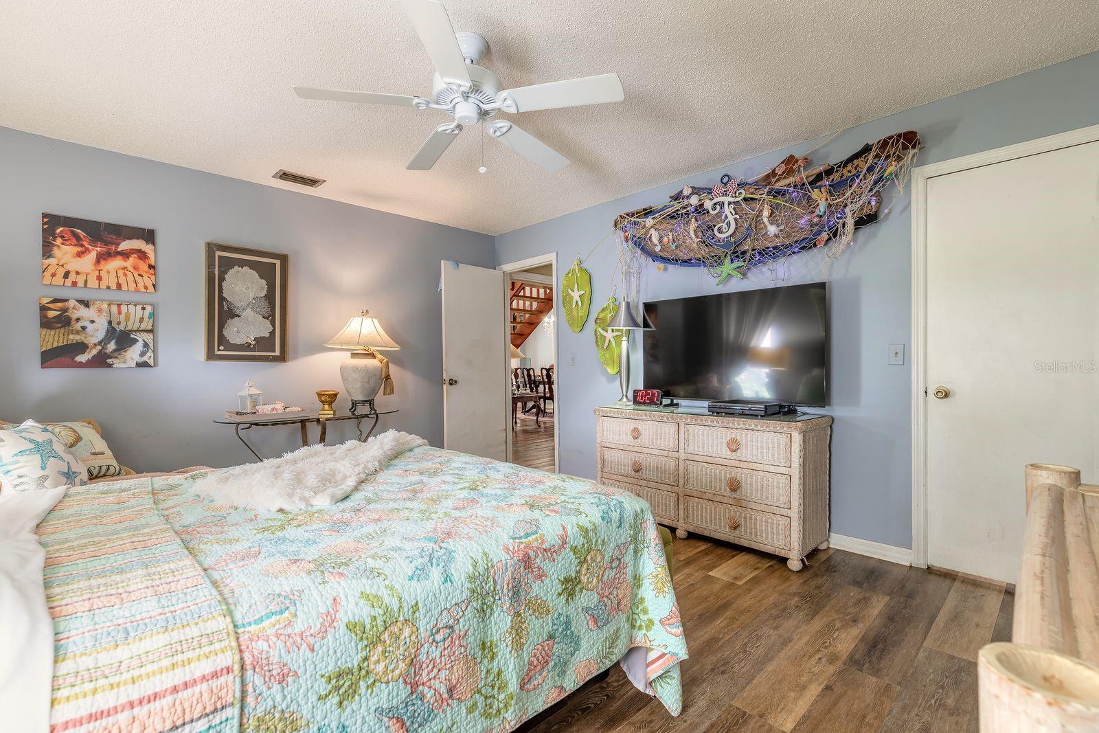 FLORIDA SHORES - Residential