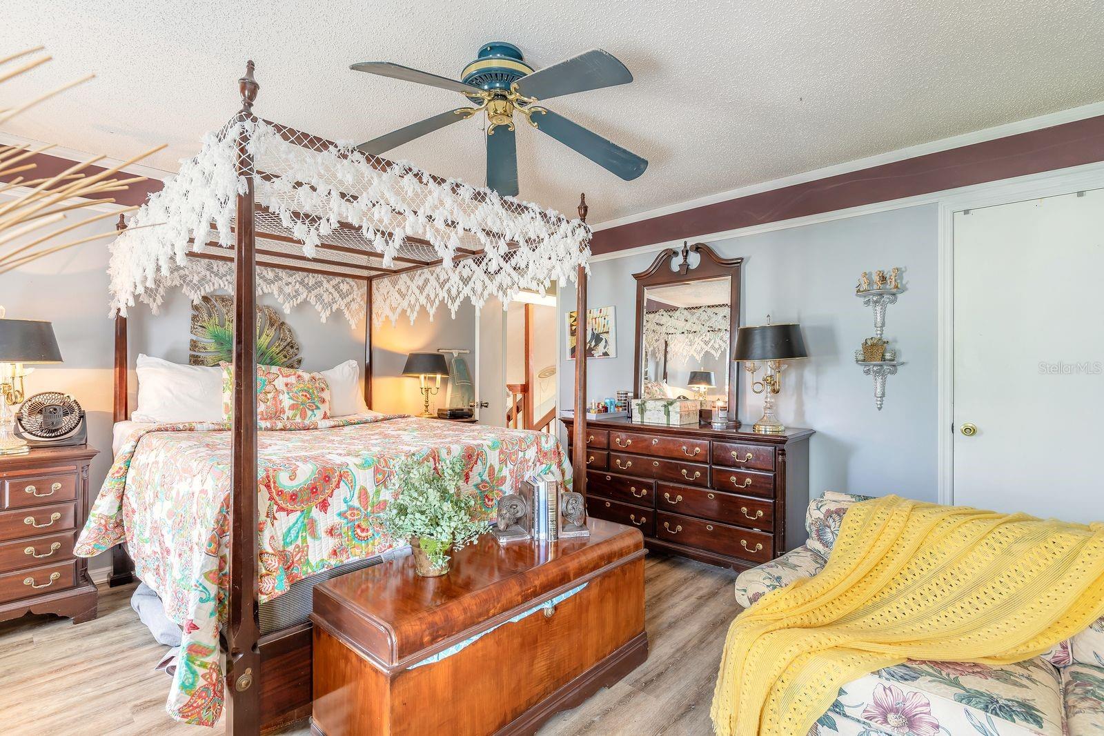 FLORIDA SHORES - Residential