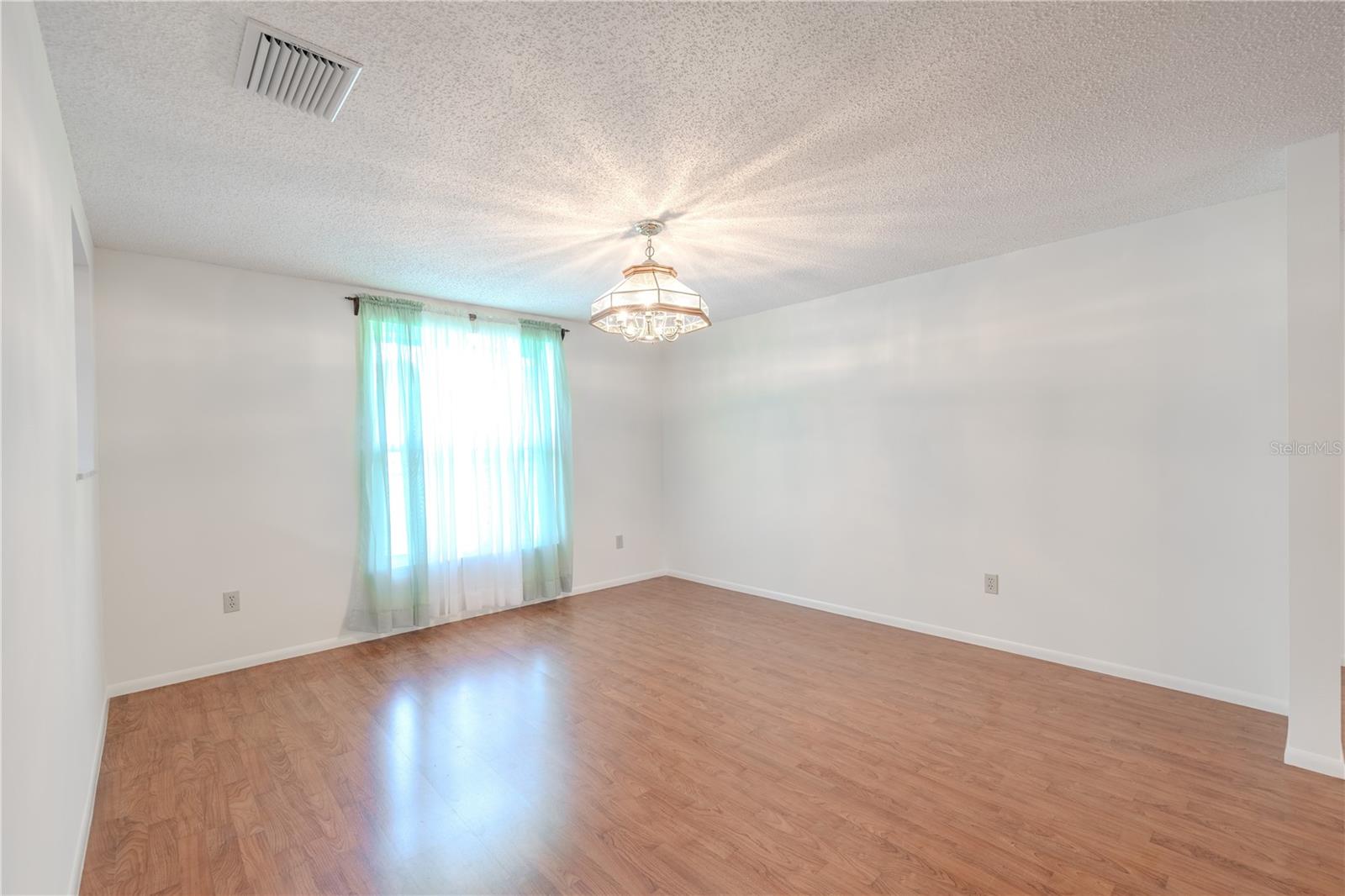 TWIN BRANCH ACRES UNIT FIVE - Residential