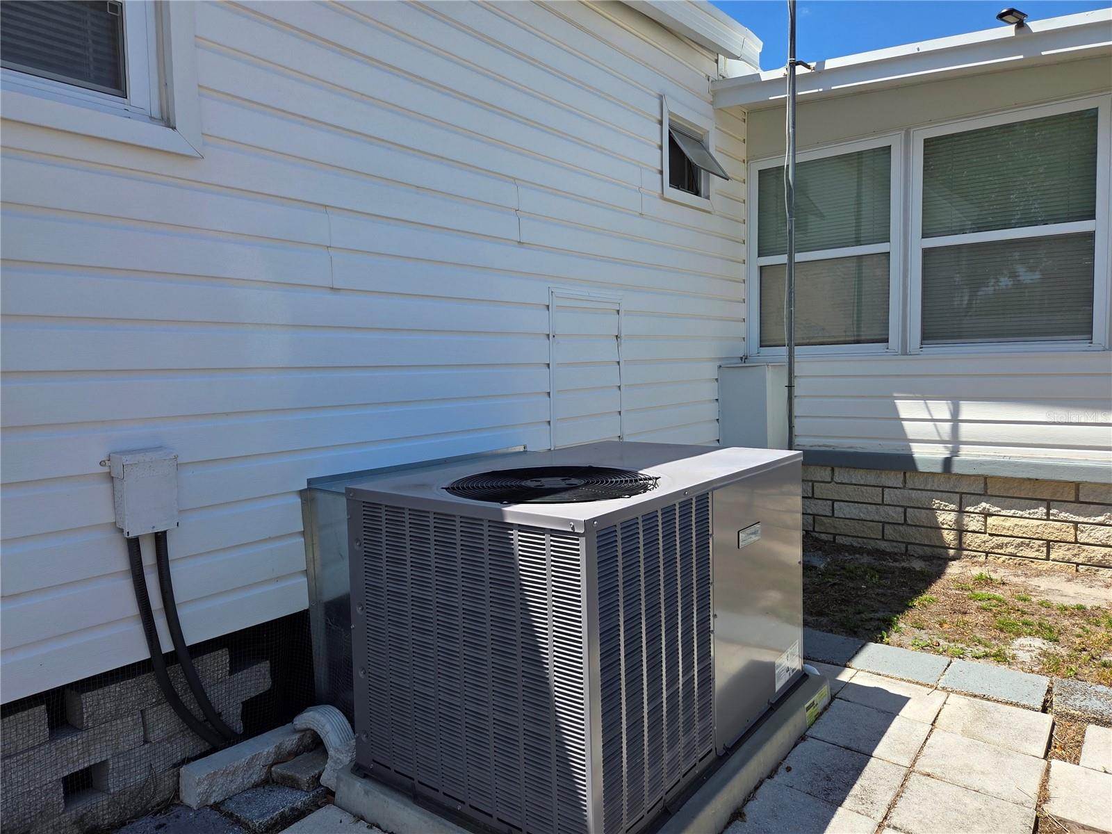 MAGNOLIA MANOR MOBILE HOME PARK UNREC - Residential