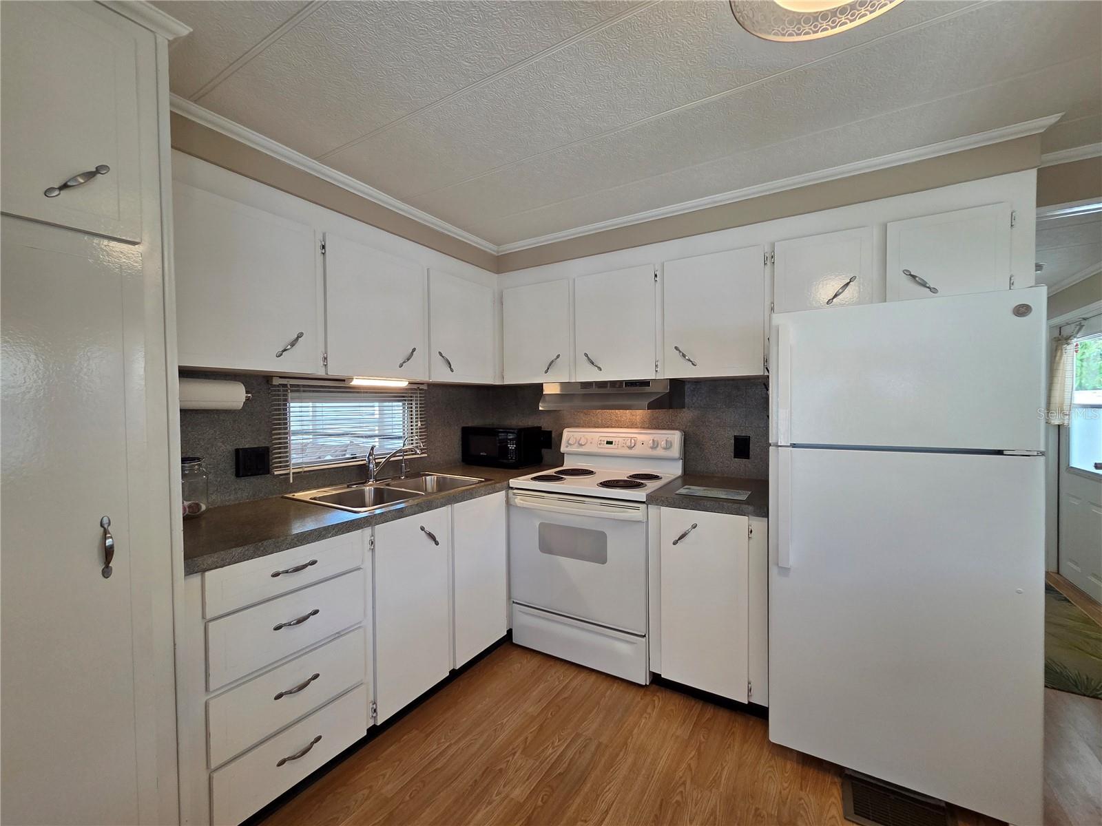 MAGNOLIA MANOR MOBILE HOME PARK UNREC - Residential