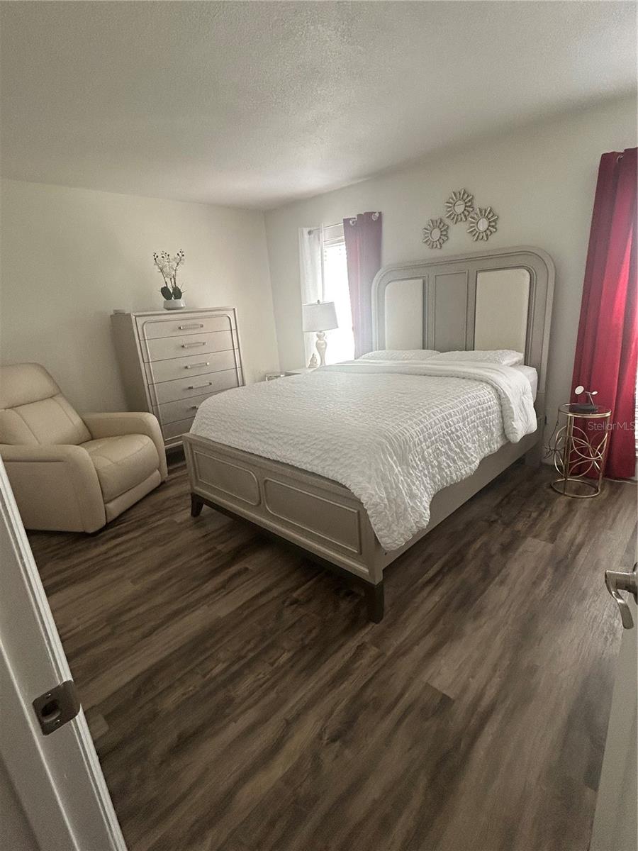 NORTH LAKES SEC C UNIT - Residential