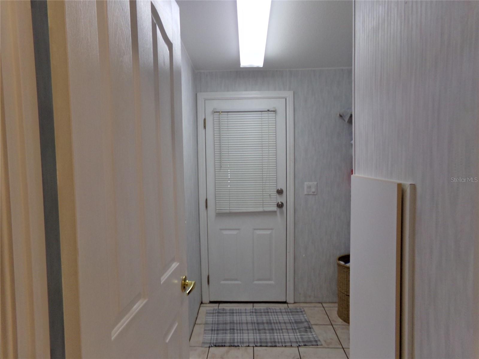 LEMON BAY ISLES PH 04 - Residential