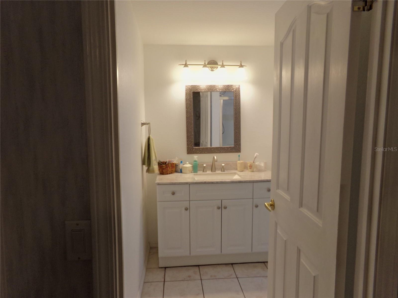 LEMON BAY ISLES PH 04 - Residential
